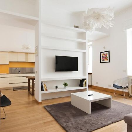 Youhosty - Dei Piatti 3 Apartment Milan Exterior photo